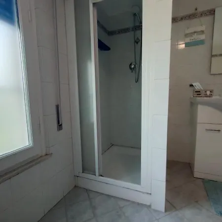 Apartment Sea Flat 10 Min Front 30 Min Pisa Tower And Airport *